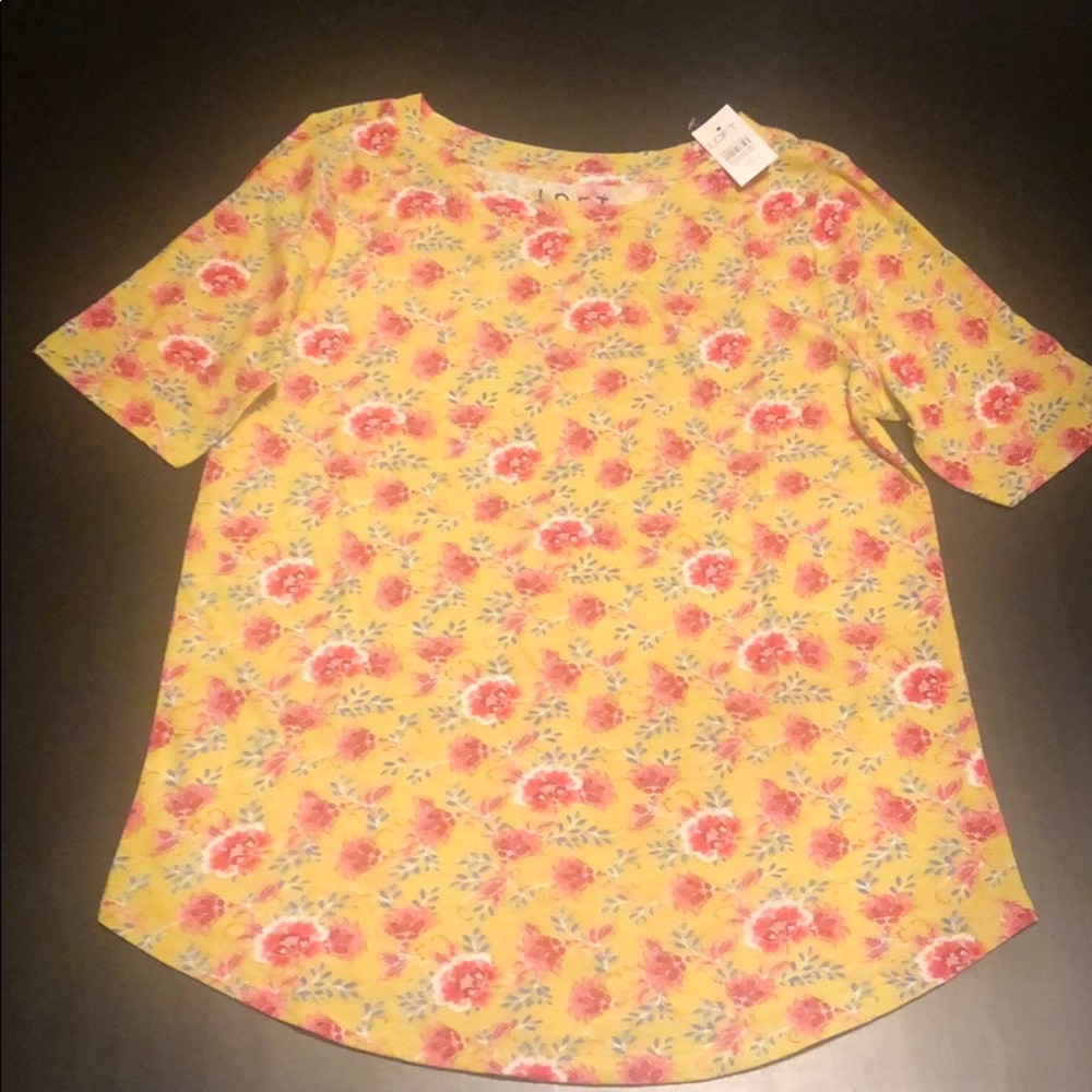 NWT: Loft floral tee